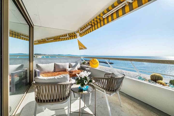 Location de vacances pour 4 personnes, avec Balcon et Bassin pour enfant