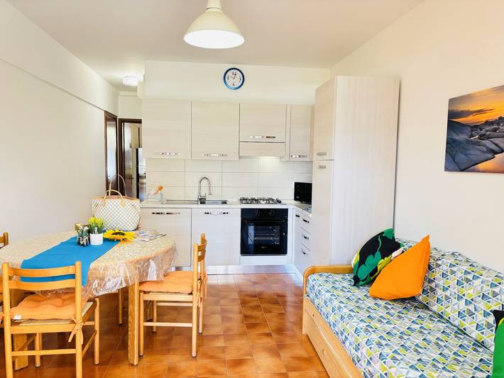 Appartamento intero, Appartamento 'Appartamento Solarium 80' con piscina condivisa, terrazza privata e aria condizionata in Bibione, San Michele al Tagliamento