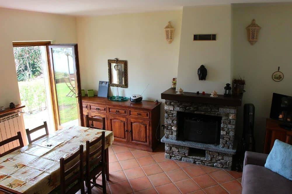 Chalet / Hütte - Pianello del Lario in Calozzo, Pianello del Lario