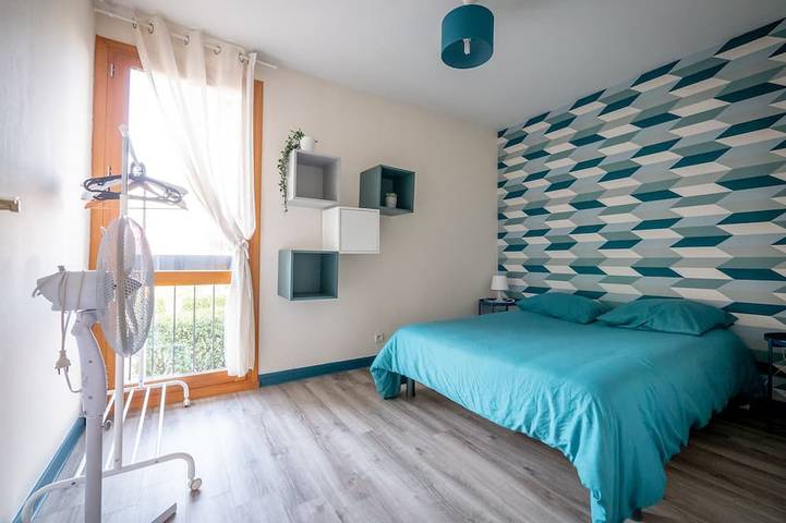 Location de vacances pour 8 personnes, avec terrasse et jardin à Grigny - 2