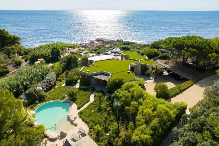 Villa pour 14 personnes, avec jacuzzi et piscine ainsi que sauna et jardin - 1
