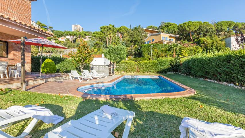 Ferienhaus für 8 Personen, mit Garten und Terrasse in Lloret de Mar - 2