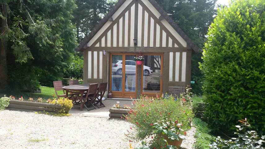 Gîte pour 4 personnes, avec jardin dans le Calvados - 2