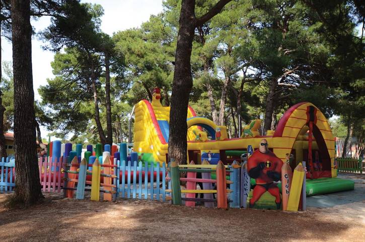 Village vacances pour 6 personnes, avec piscine, adapté aux familles en Croatie - 2