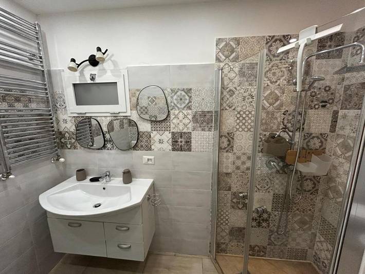 Gîte pour 4 personnes, avec terrasse à Sezze - 2