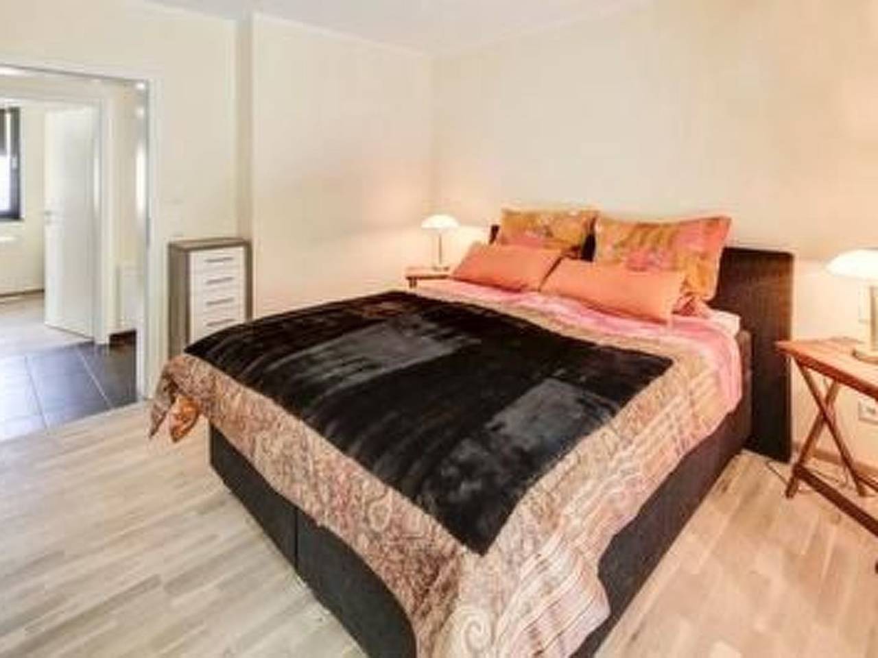 Apartamento entero, In Holzhausen mit Terrasse in Utting am Ammersee, Lago Ammer