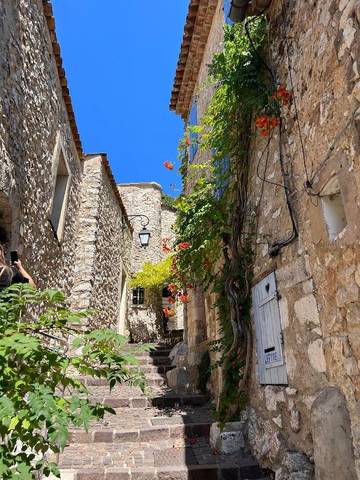 Gîte pour 2 personnes dans Office De Tourisme De Bauduen