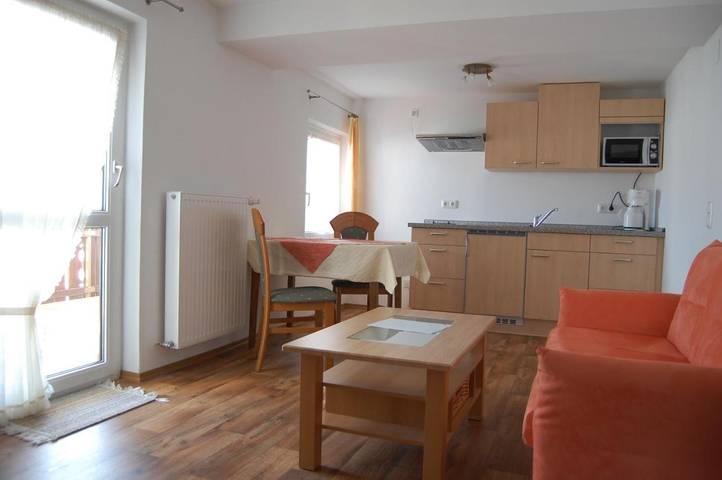 Ferienhaus für 2 Personen, mit Balkon und Terrasse sowie Seeblick und Ausblick in Schwangau - 4
