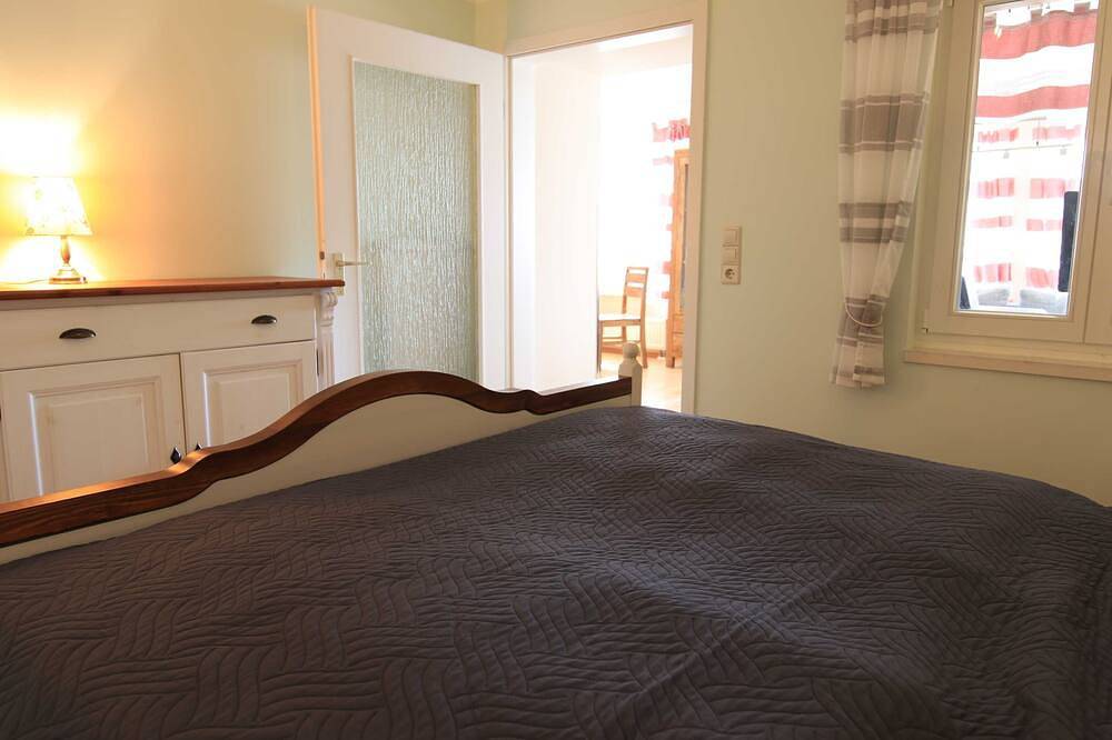 Ferienwohnung Seerose mit Meerblick - Appartement Meerblick in Sassnitz, Nationalpark Jasmund