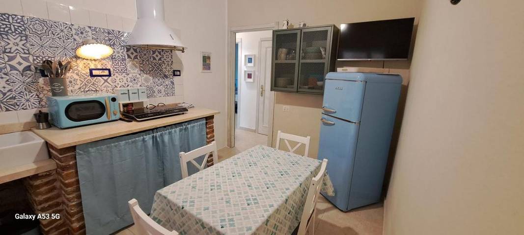 Appartamento vacanze per 5 persone, con terrazza e giardino - 1