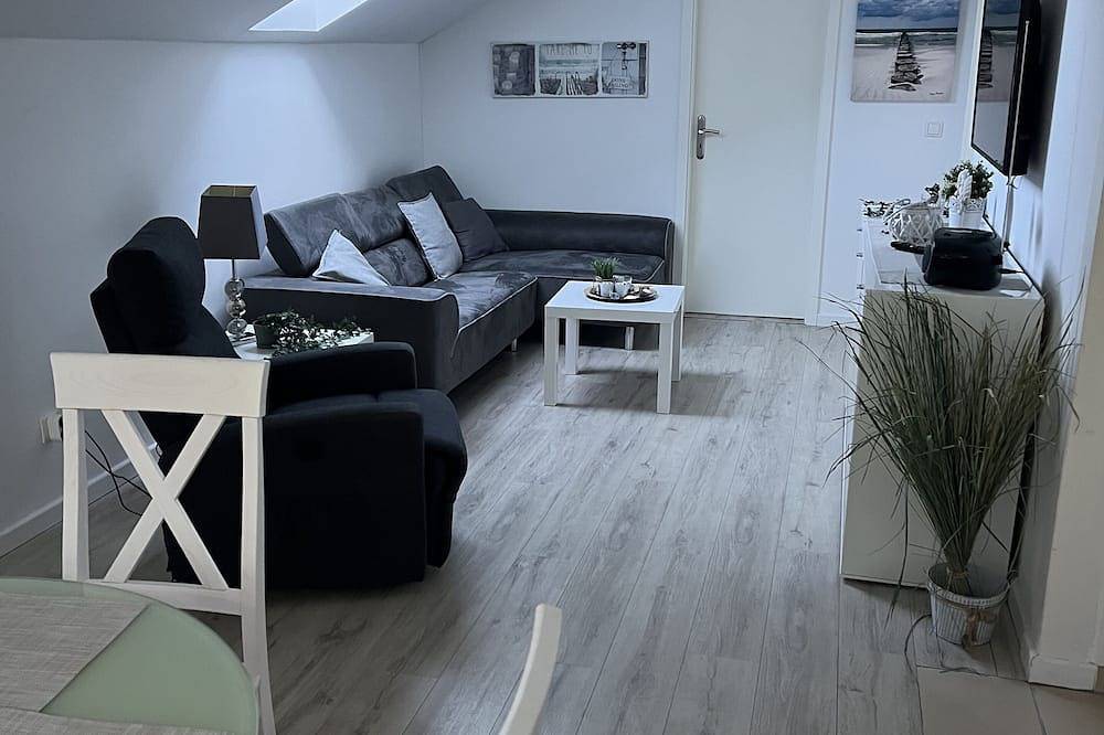 Entire apartment, 3 room apartment holiday year 2016 - 270m from the beach - rentable all year - Wlan in Niendorf, Timmendorfer Strand