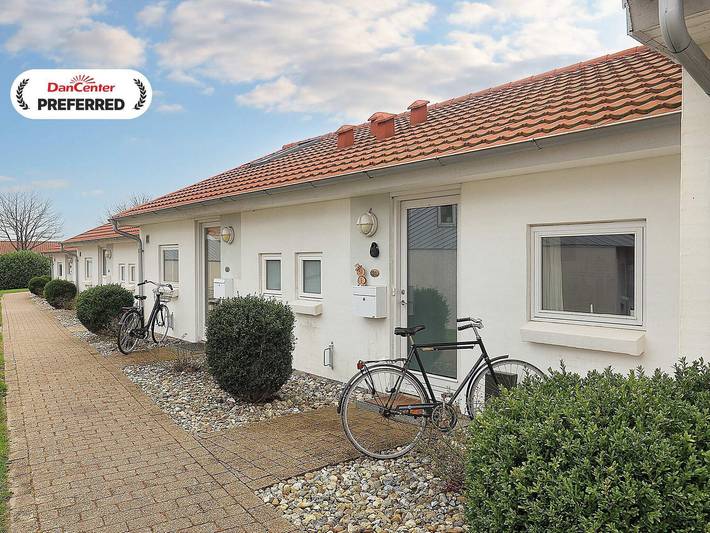 Ferieudlejning for 4 personer, med terrasse og have, husdyr tilladt i Ærøskøbing