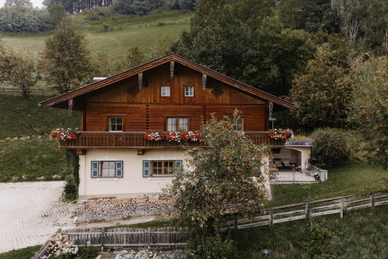 Entire holiday apartment, Almrausch in Alpendorf, Sankt Johann im Pongau