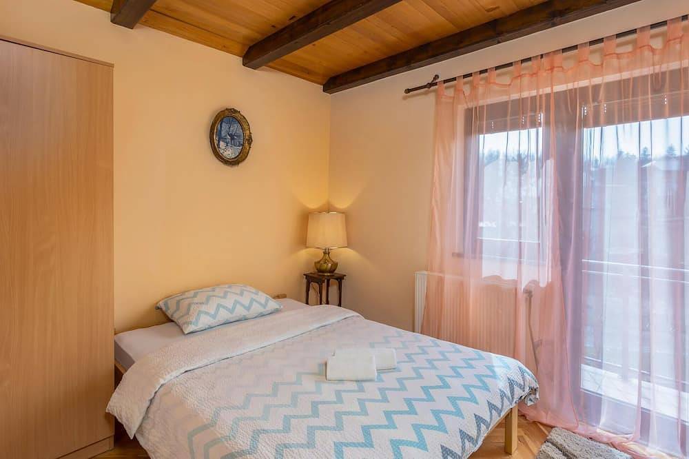Schönes Haus mit 3 Schlafzimmern in Fuzine in Fuzine, Primorje-Gorski Kotar