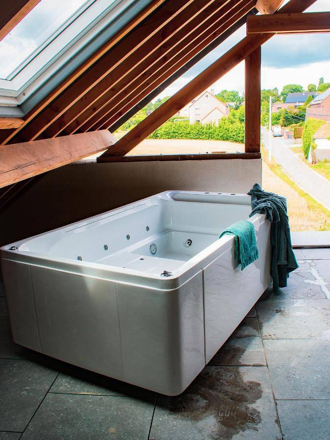 Location de vacances pour 2 personnes, avec terrasse et jacuzzi à Incourt - 4