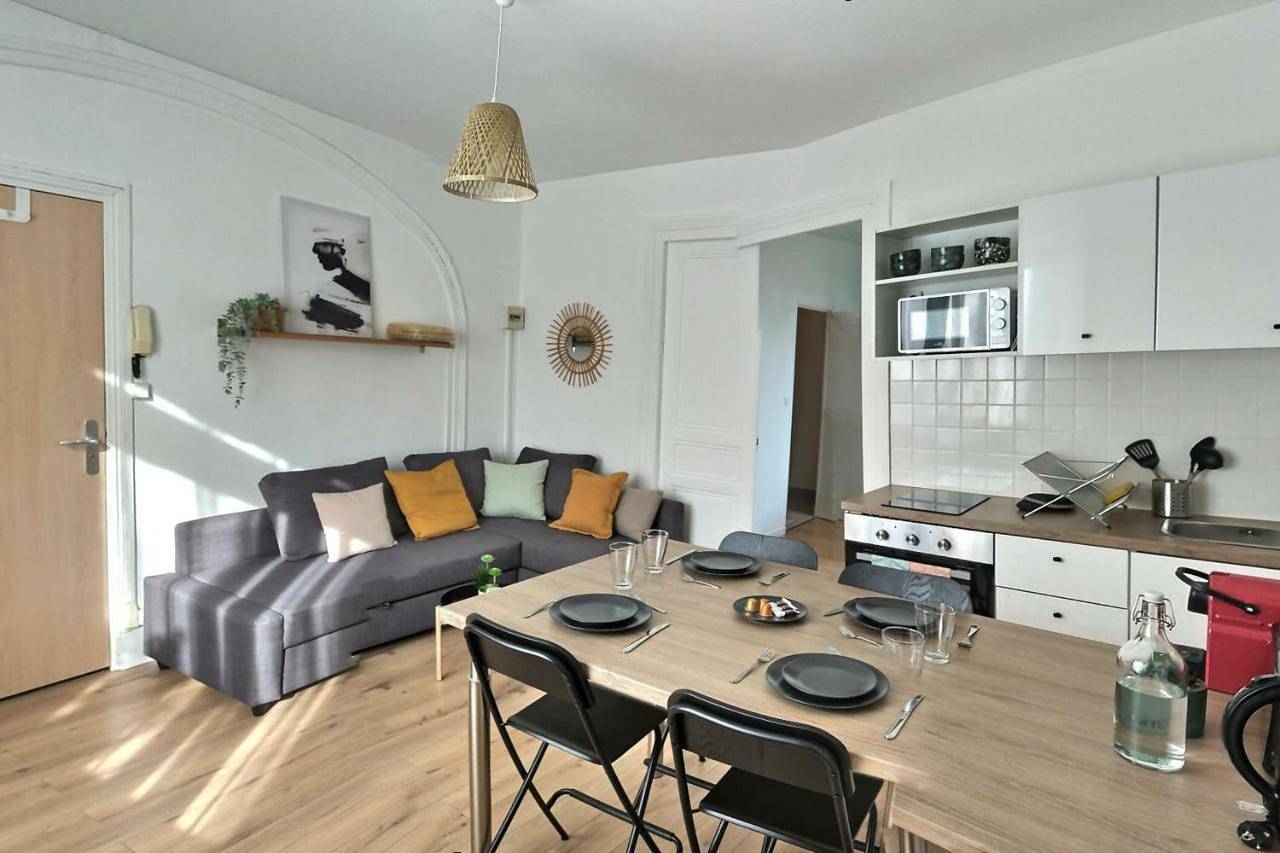 Appartement entier, F2 La Pause Ebroicienne Proximite Gare in Évreux, Région d'Évreux