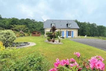 Gîte pour 5 personnes, avec jardin à Monein
