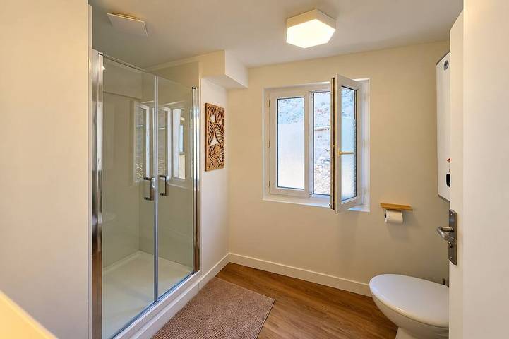 Entire apartment, In the heart of Chartres in Chartres, Chartres region