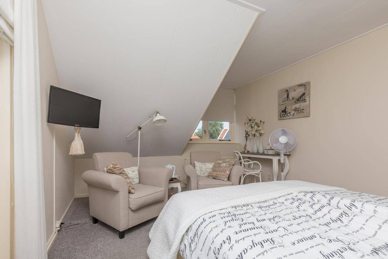 Hotel-Restaurant van der Weijde in Noordgouwe, Zeeuwse Kust