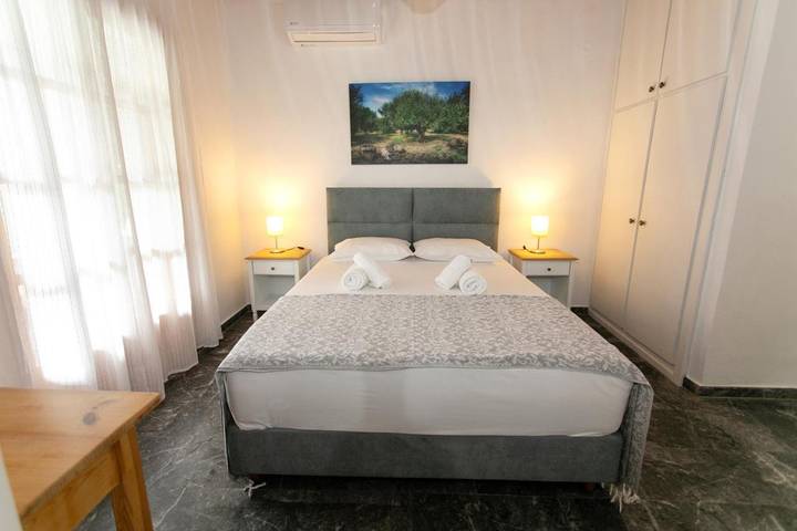 Vakantieappartement voor 4 personen, met tuin en uitzicht in Parga