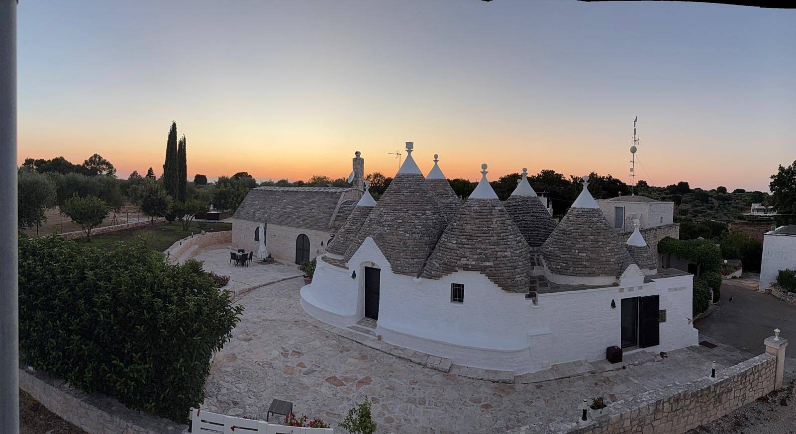 Room 'Perla' with Shared Pool, Shared Terrace and Wi-Fi in Locorotondo, Bari Province