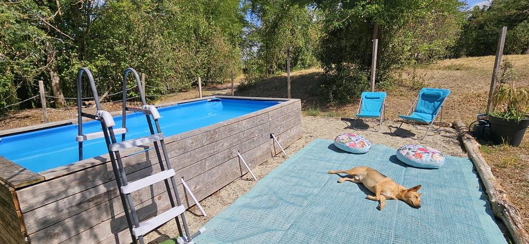 Gîte pour 6 personnes, avec Terrasse ainsi que Jardin et Piscine à Appelle