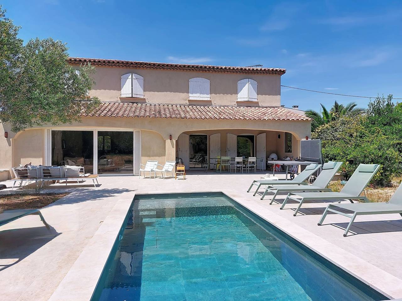Casa vacanza a Var a partire da 421€ a notte
