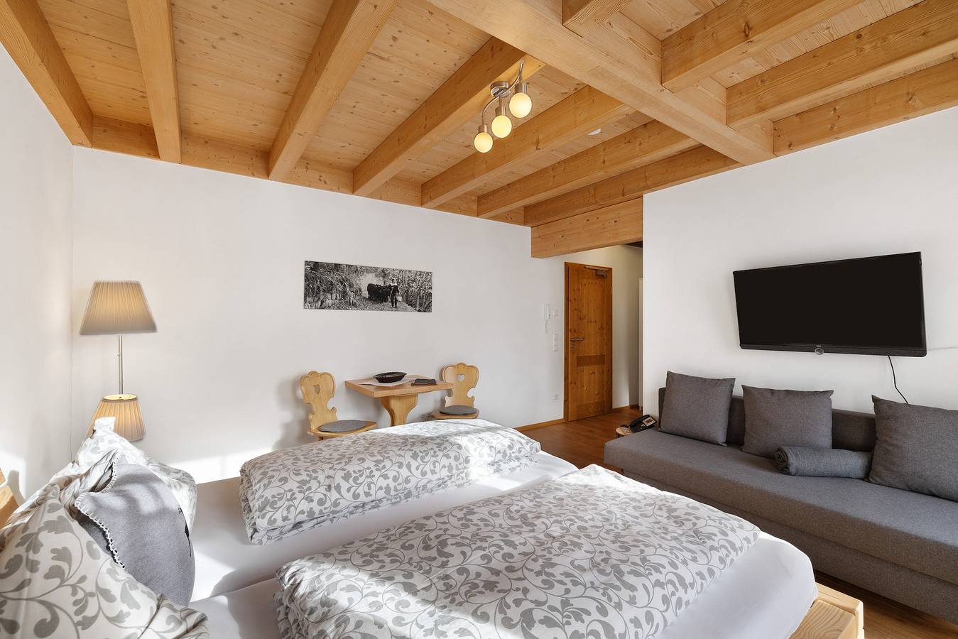 Zimmer 'Leibgeding' mit Bergblick, Gemeinschaftsterrasse und Wi-Fi in Alpirsbach, Kinzigtal