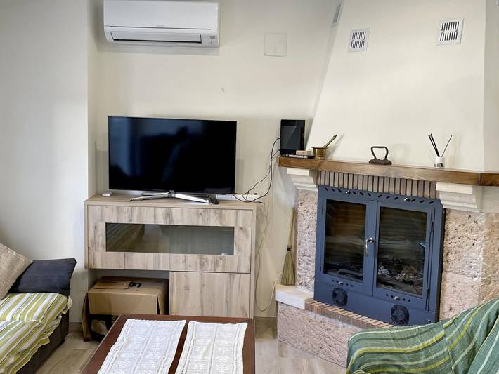 Casa de huéspedes para 12 personas, con terraza, Se admiten mascotas en Iznájar - 2