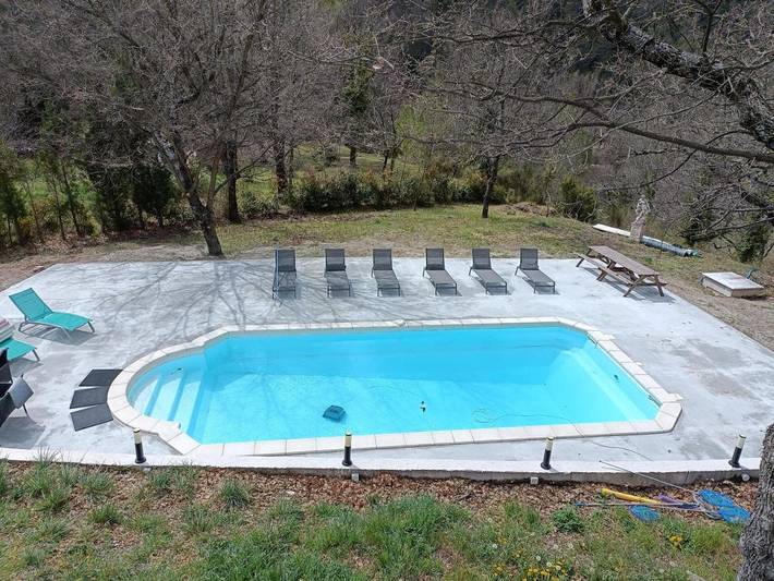 Gîte pour 12 personnes, avec jardin ainsi que piscine et vue, animaux acceptés à Montferrat - 2