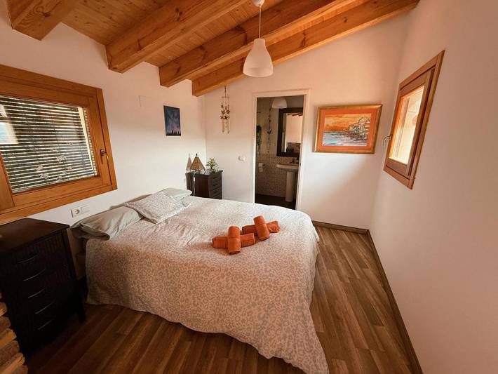 Location de vacances pour 6 personnes, avec Balcon ainsi que Terrasse et Vue à Murillo de Gállego