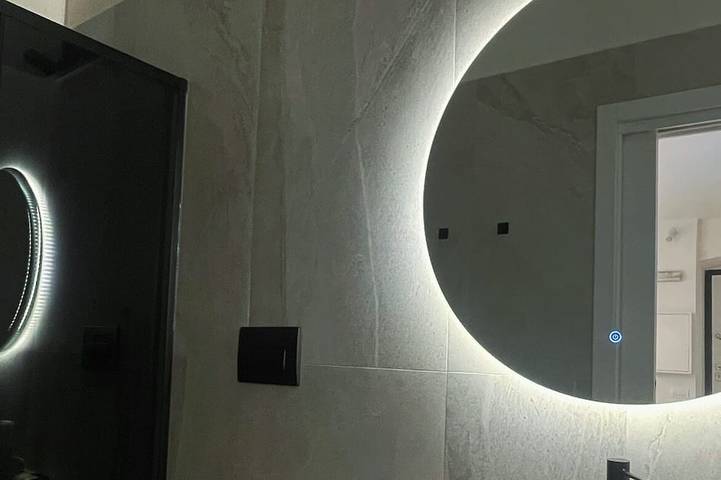 Dream Wellness Suite \"Romantic Suite with Private Jacuzzi - Center of Barletta\" in Lido bella Venezia, Barletta