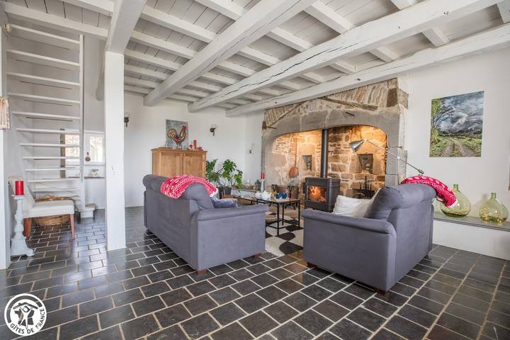 Gîte pour 5 personnes, avec Jacuzzi ainsi que Terrasse et Jardin à Tauves - 4