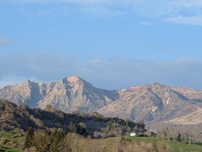 Gîte pour 4 personnes, avec vue à Saint-Donat