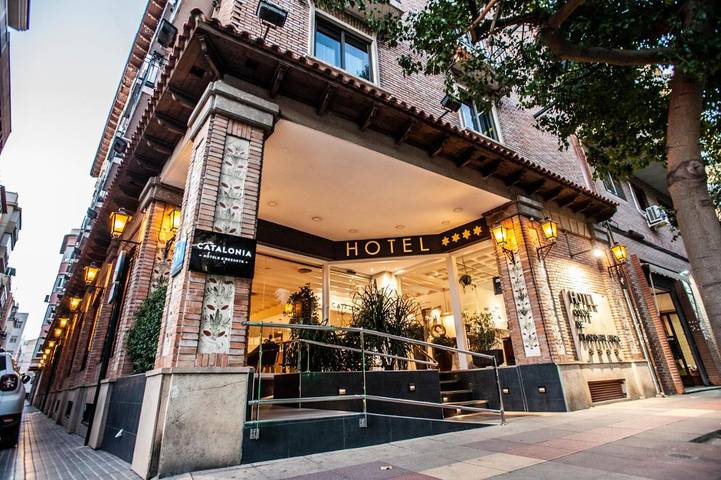 Hotel para 2 personas, con piscina, Se admiten mascotas - 1