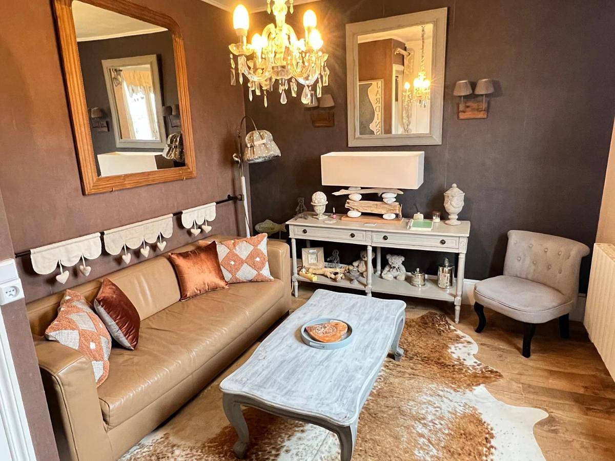Appartement entier, Two-Bedroom Apartment in Trouville-sur-Mer, Région de Lisieux