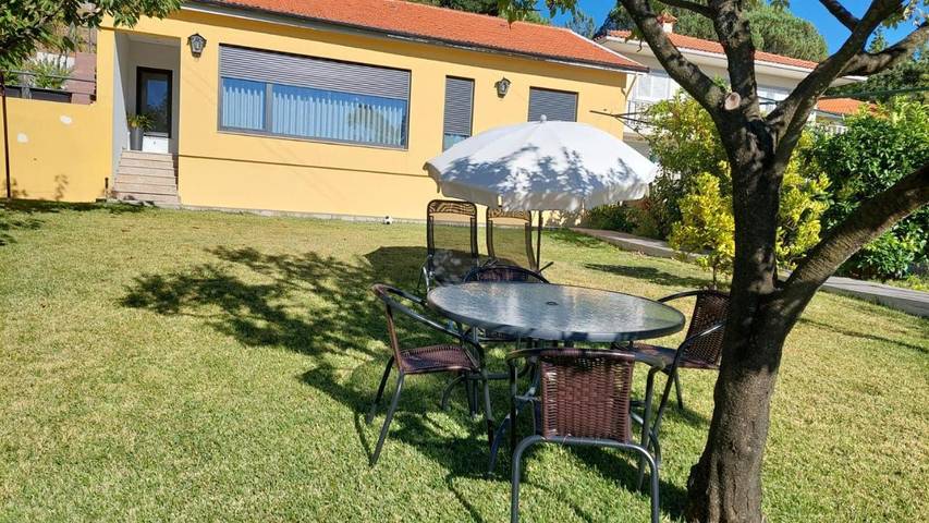 Location de vacances pour 4 personnes, avec vue et jardin à Arouca - 3