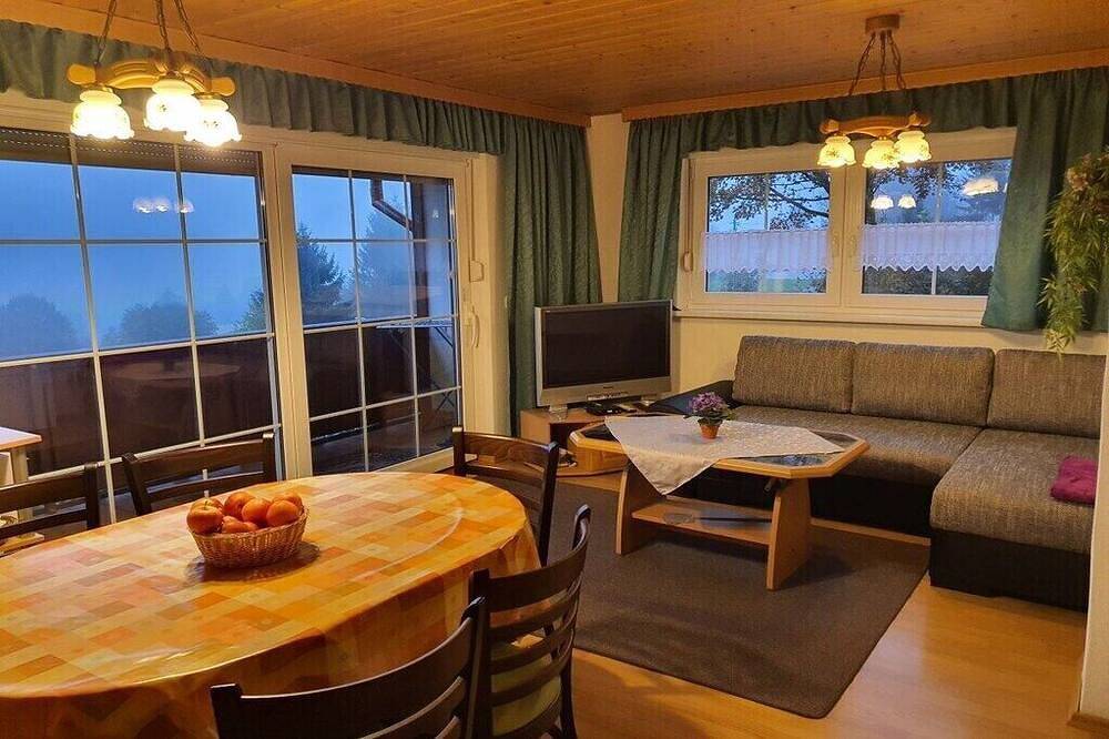 Haus am Wald mit Talblick für 4 Von Belvilla in Schnett, Masserberg