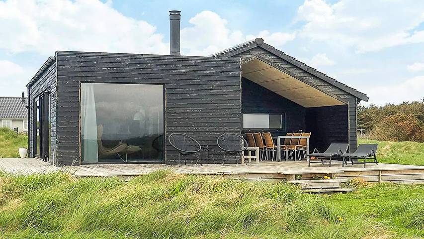 Ferienhaus für 7 Personen, mit Terrasse und Sauna sowie Whirlpool, mit Haustier