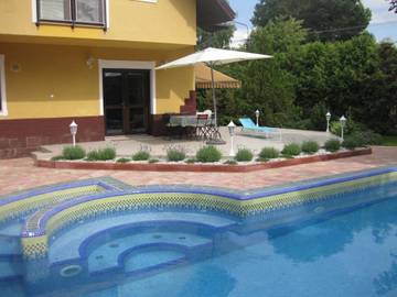 Ferienhaus für 21 Personen in Zamardi, Südtransdanubien, Bild 2