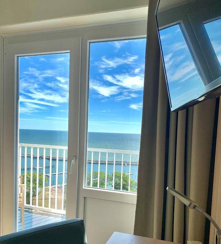 Camping für 2 Personen, mit Pool und Sauna sowie Ausblick und Garten auf Rügen - 2