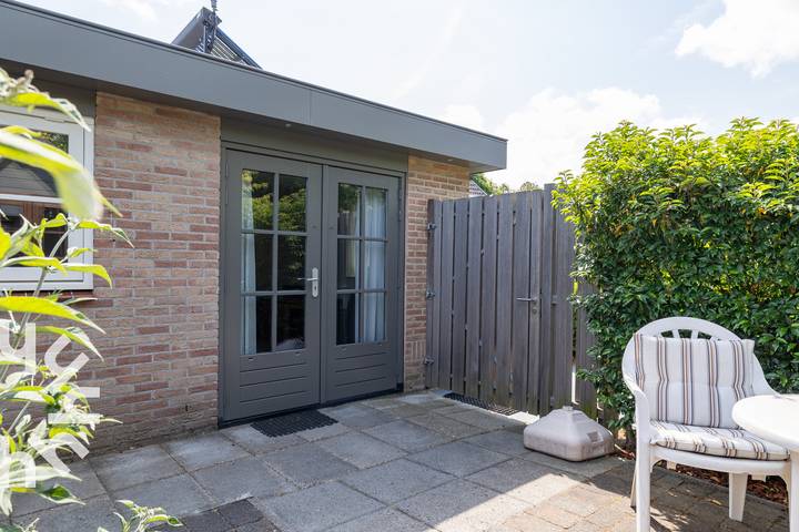 Hütte für 2 Personen, mit Garten und Terrasse in Zeeland