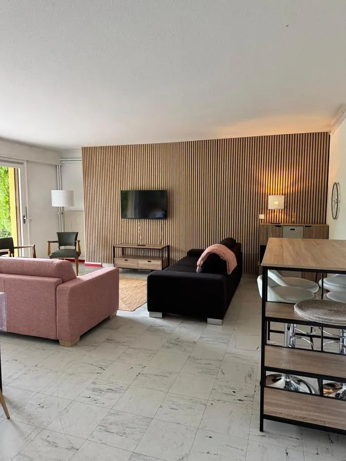 Apartamento de vacaciones para 8 personas, con jardín y terraza - 1