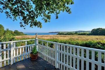 Log Cabin for 4 People in Calbourne, Isle of Wight, Photo 2
