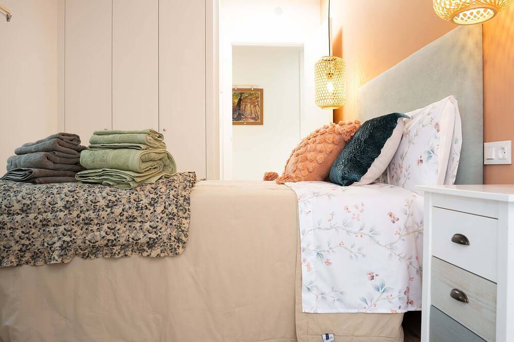 Ganze Wohnung, Apartment La Porteta in Huesca, Huesca Provinz