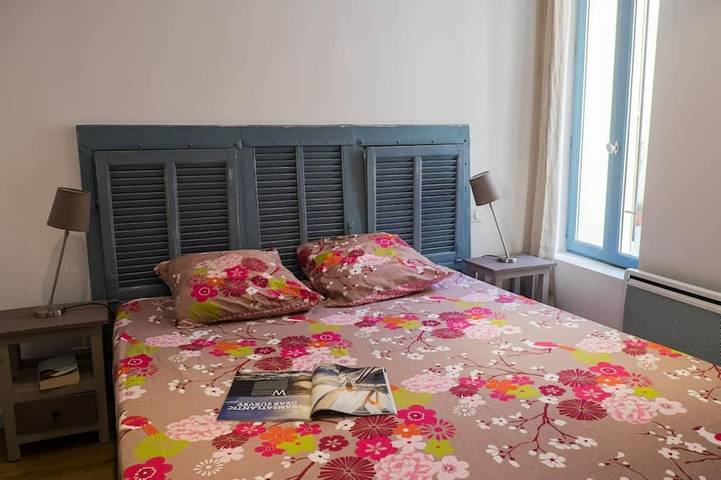 Appartement entier, La Grand Voile: Spacieux loft lumineux - coeur Vieil Antibes -100 m mer&remparts in Antibes, Côte méditerranéenne (France)