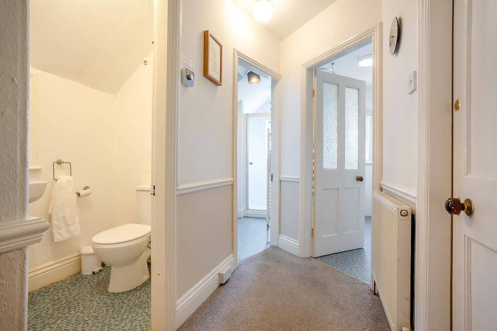 3 Bed in Whitby (oc-r565) in Robin Hood's Bay, North York Moors National Park
