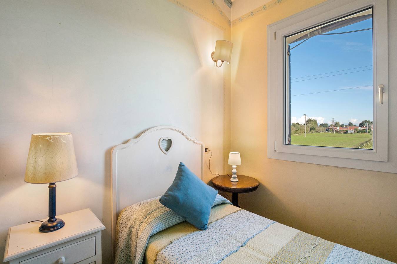 Habitación 'Azzurra' con Jardín Compartido, Wi-Fi y Aire Acondicionado in Mirano, Provincia de Venezia