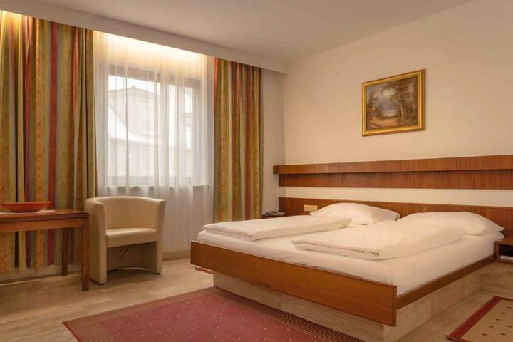 Hotel für 2 Personen, mit Balkon in Klosterneuburg