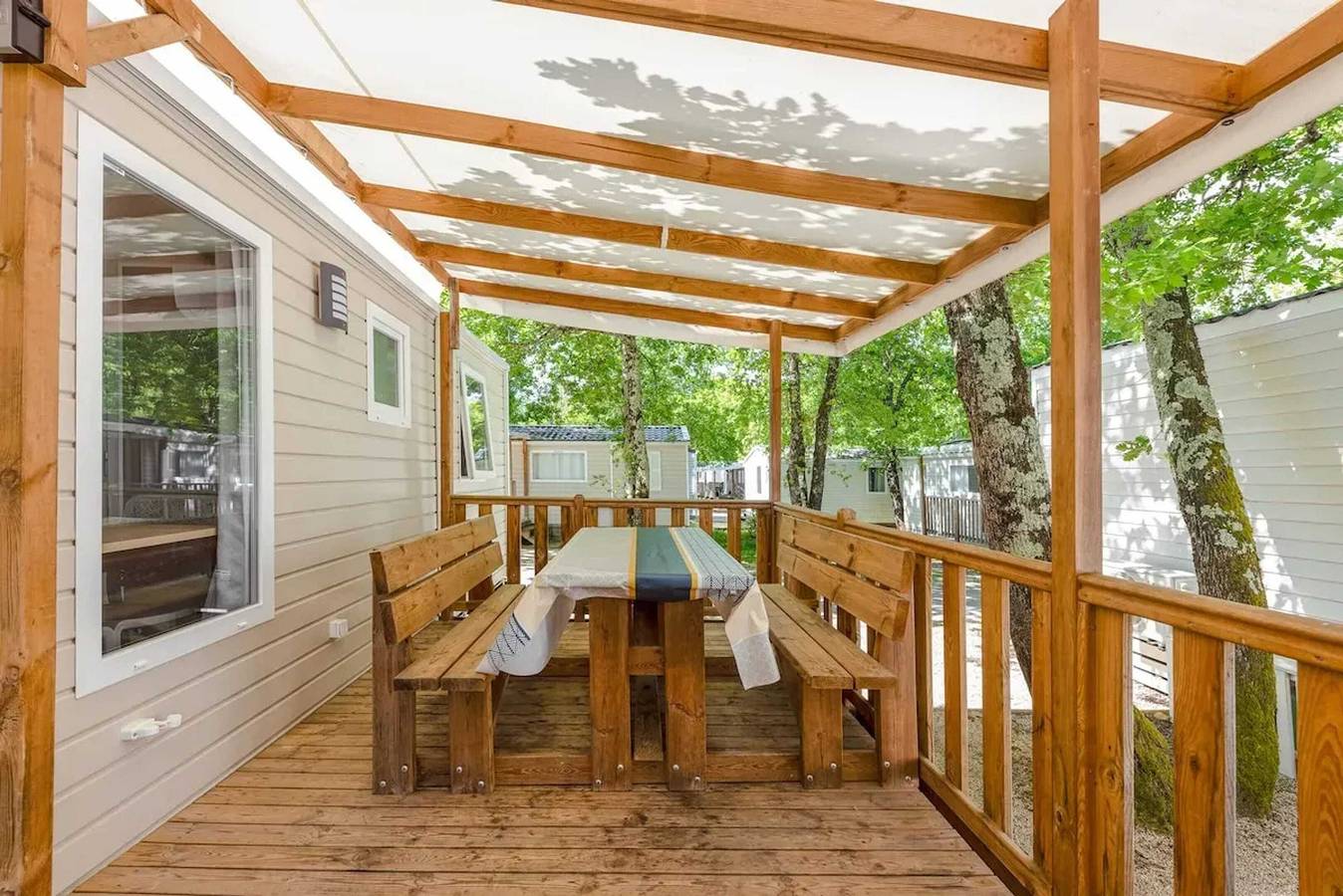 Bungalow con Servicios Compartidos cerca de Lagorce, 32 m² in Lagorce, Ardèche